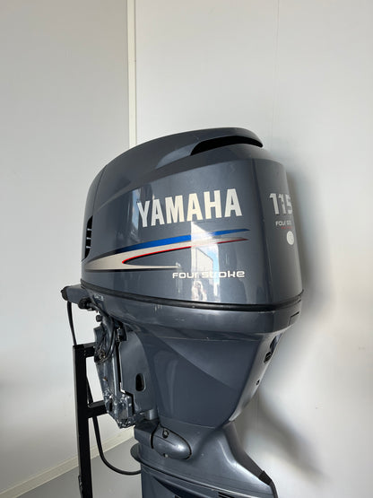 Yamaha f115 (totalrenoverad)